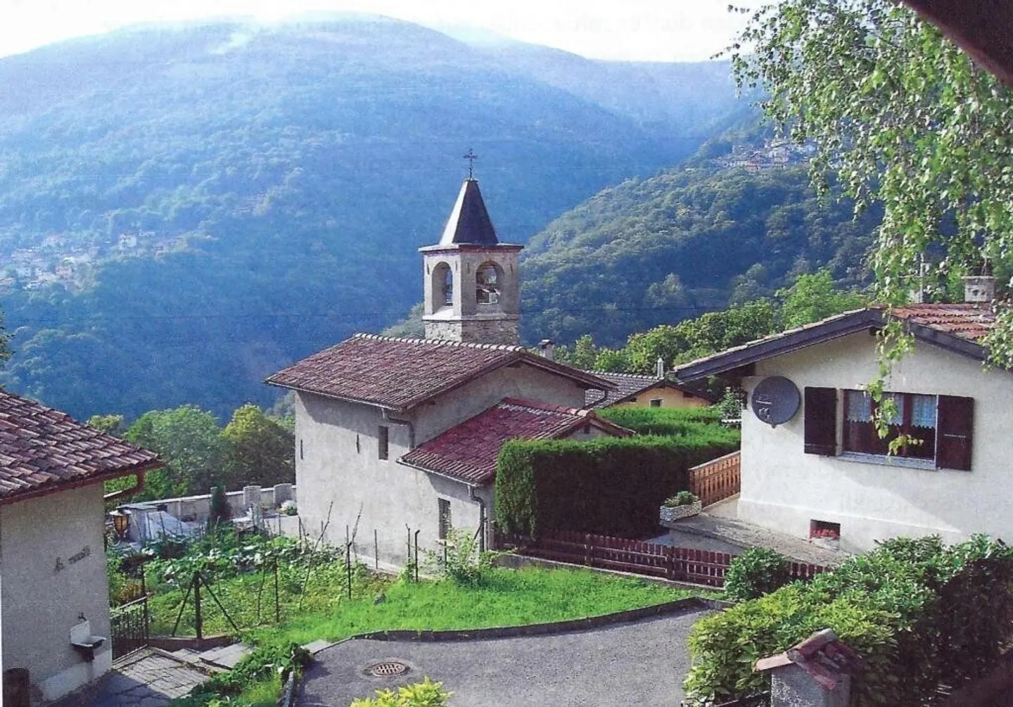 Charming 2-Room House in Piandera - Photo 13 of 13