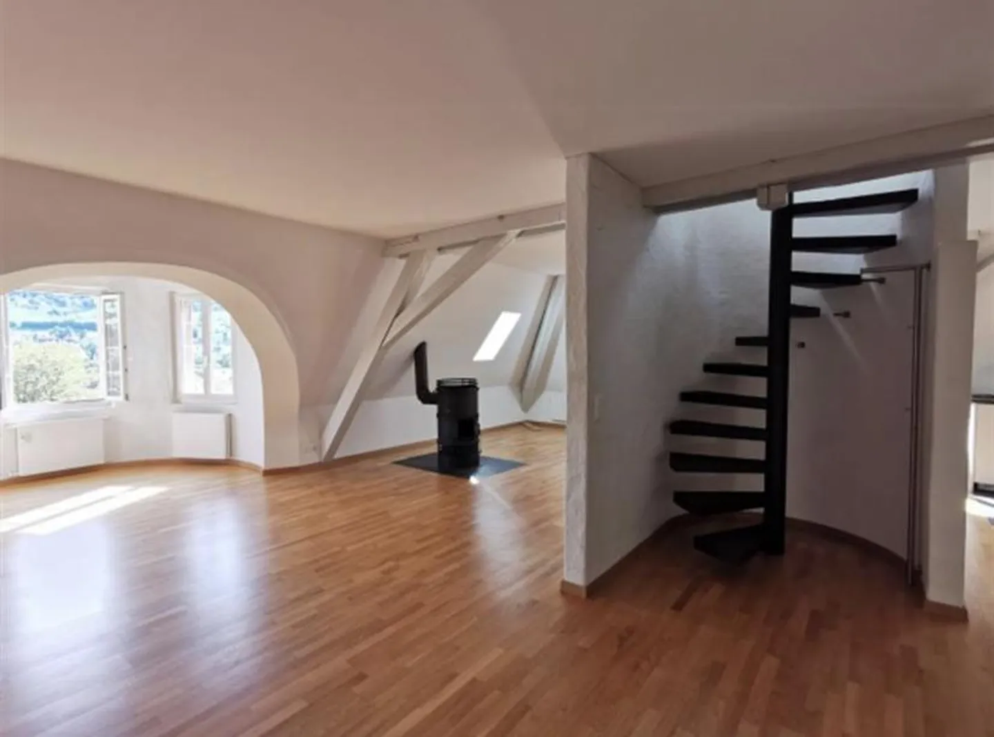 Magnifique maisonette/duplex de 5,5 pièces avec vue - Photo 4 sur 12