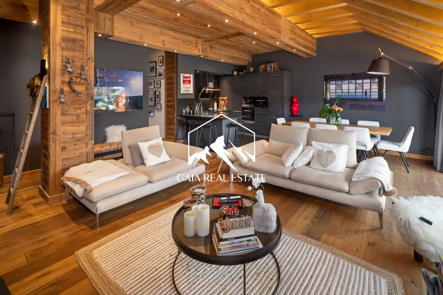 Appartement attique avec vue panoramique - Photo 4 sur 19