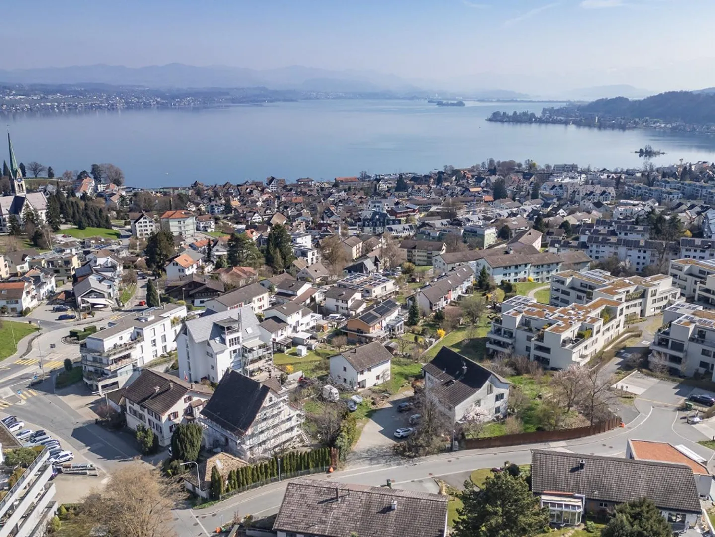 Bauland mit See- und Fernsicht - Foto 1 von 11