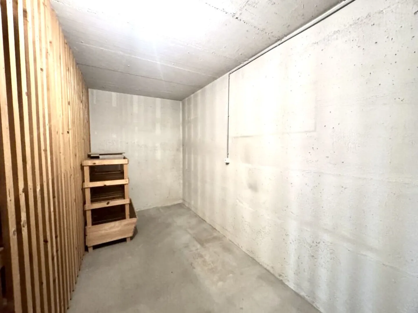 Appartamento 3.5 stanze appena ristrutturato a Wohlen - Foto 23 di 27