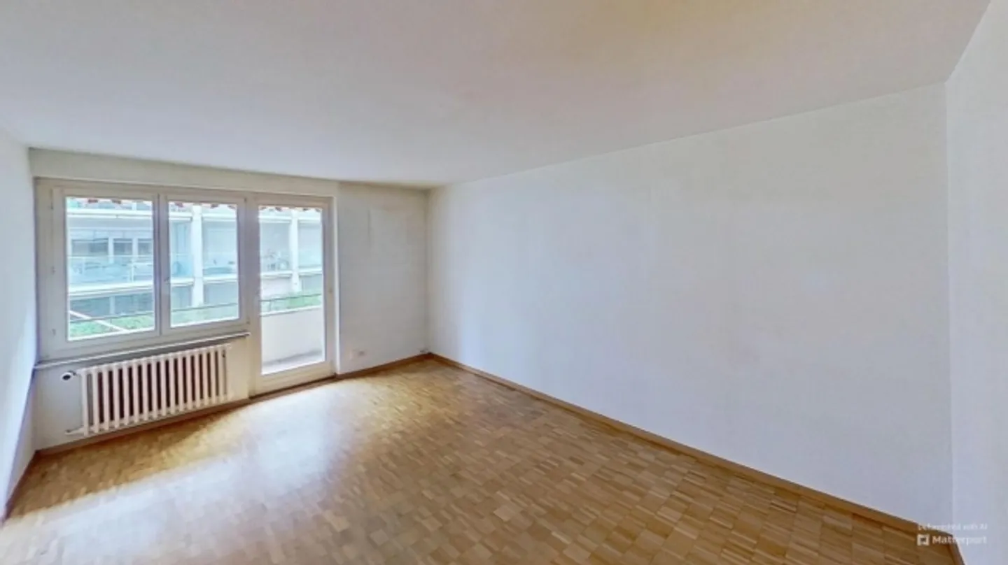 Apartment for rent - Photo 2 of 11