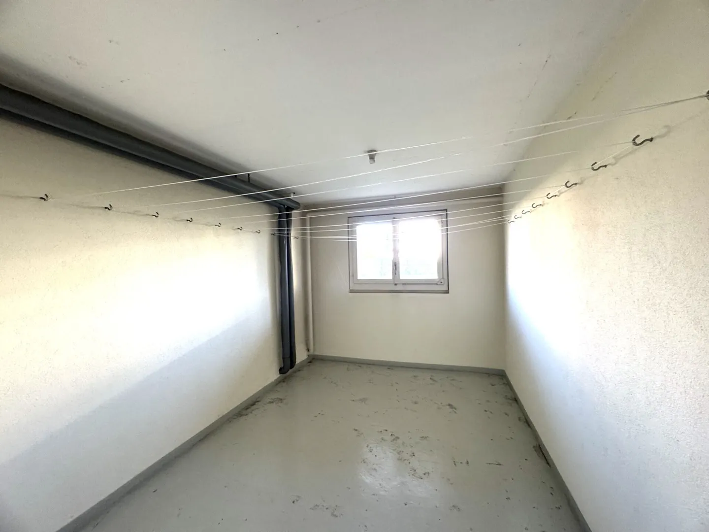 Appartamento 3.5 stanze appena ristrutturato a Wohlen - Foto 24 di 27