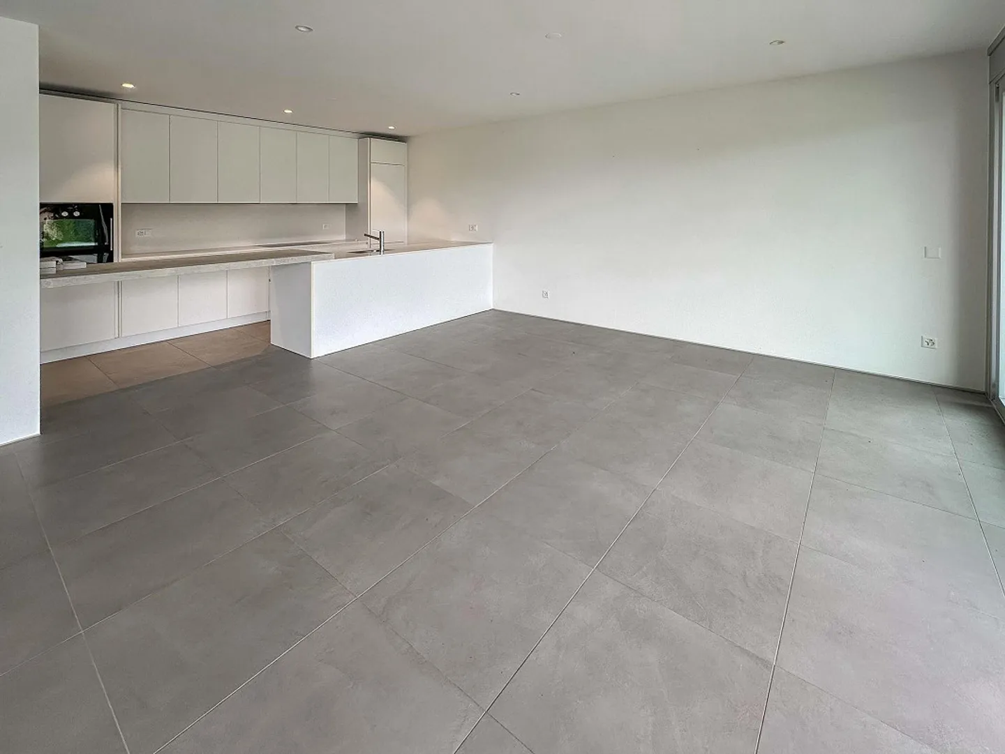 Wunderschöne 3,5 Zimmer in Morbio Inferiore in einer exklusiven Residenz - Foto 1 von 9