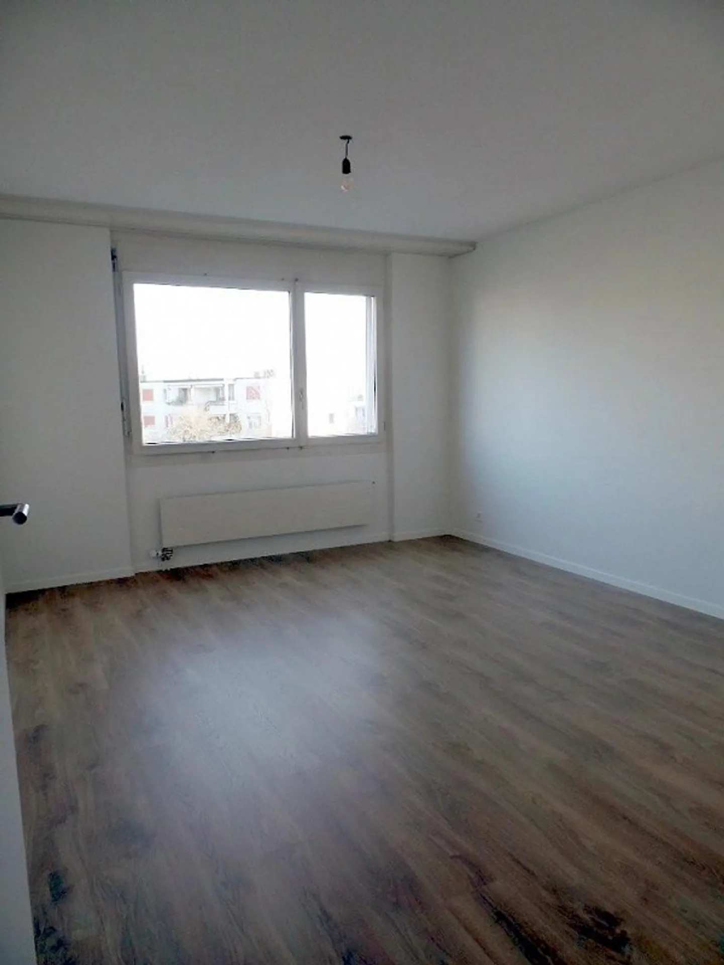 Spacious, Quiet Location with Fireplace - Photo 4 of 7