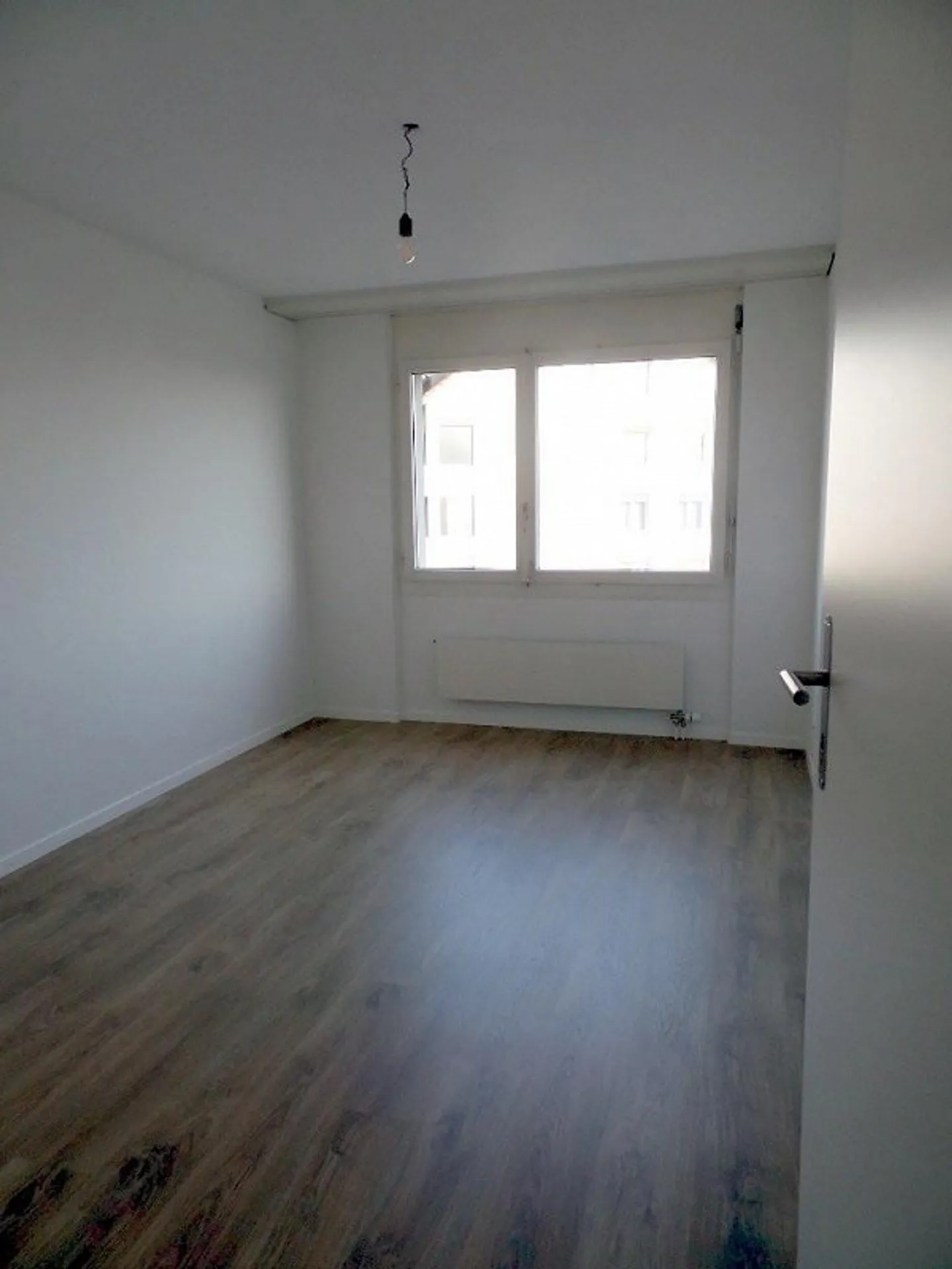 Spacious, Quiet Location with Fireplace - Photo 5 of 7