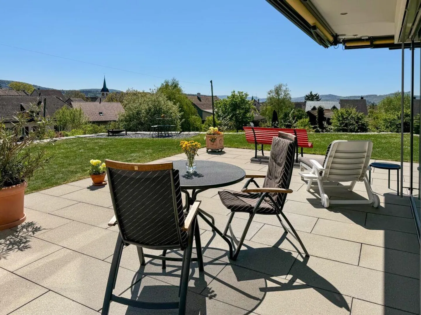 Modernes Einfamilienhaus mit Aussicht - Foto 9 von 12