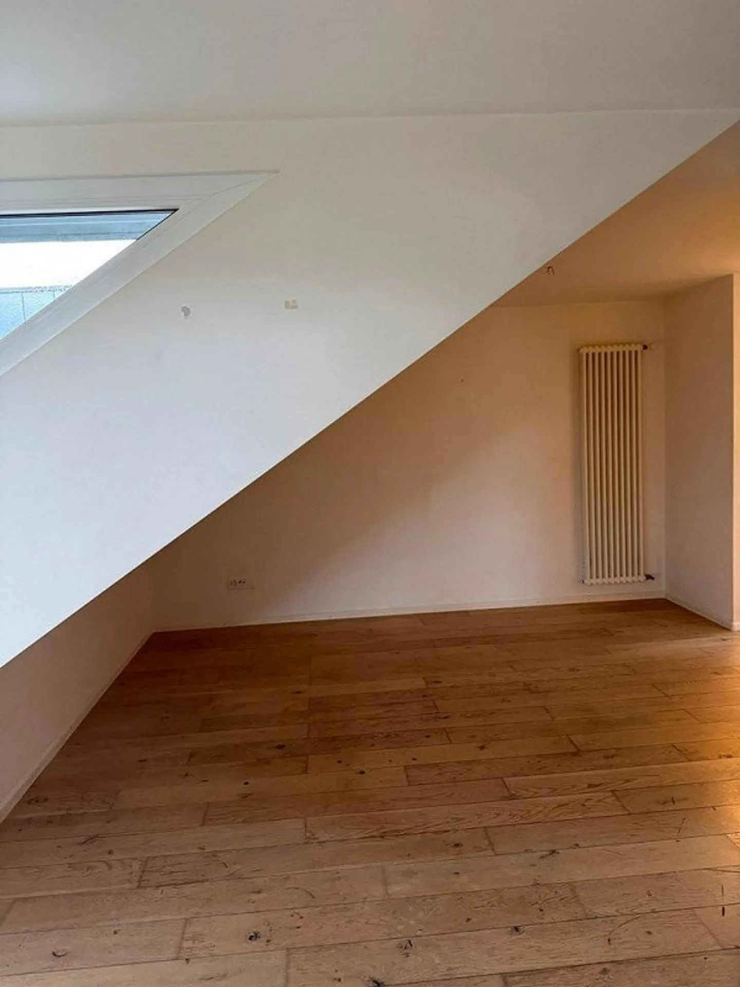 Modernes 3.5-Zimmer-Apartment - Foto 7 von 10