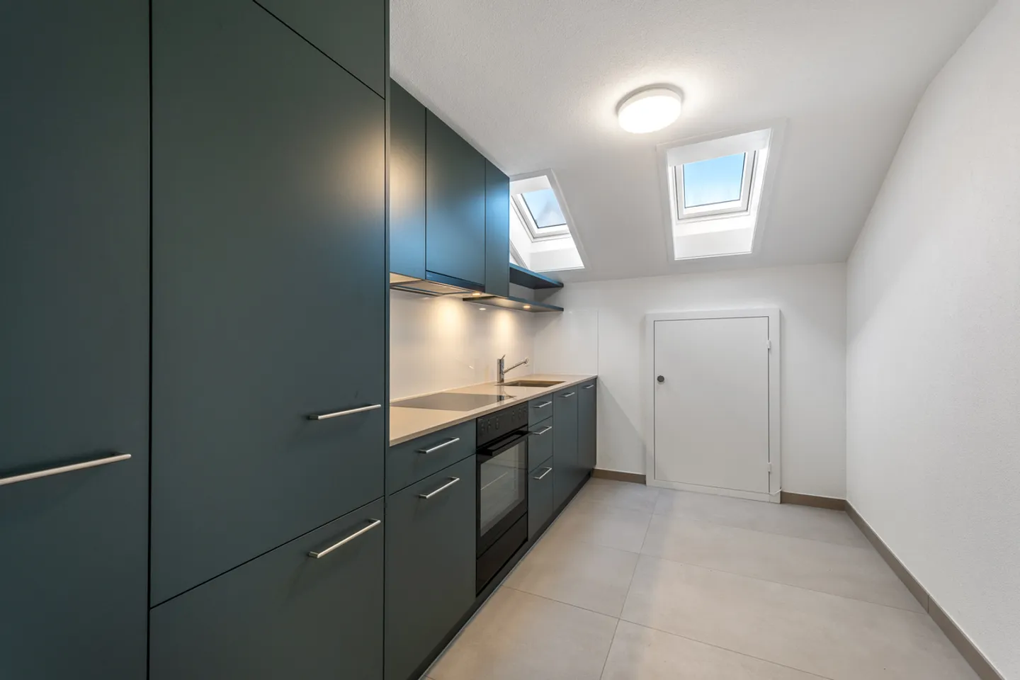 Stylish Attique in Luzern - Photo 2 of 7