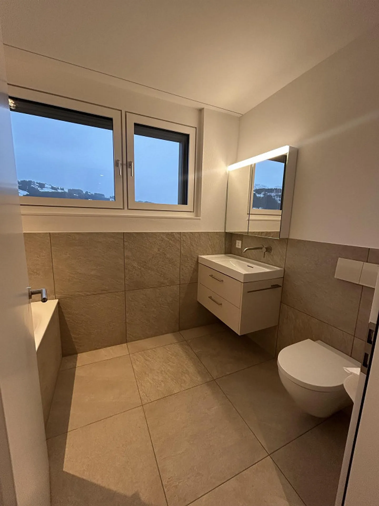 Beautiful new 4.5 room apartment - Photo 11 of 11