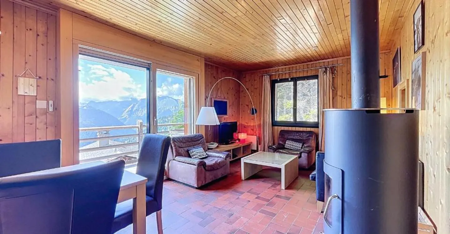 CHALET WITH 3 APARTMENTS - Photo 2 of 13