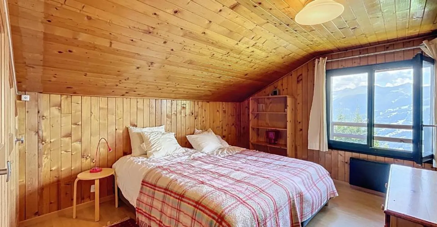 CHALET WITH 3 APARTMENTS - Photo 7 of 13