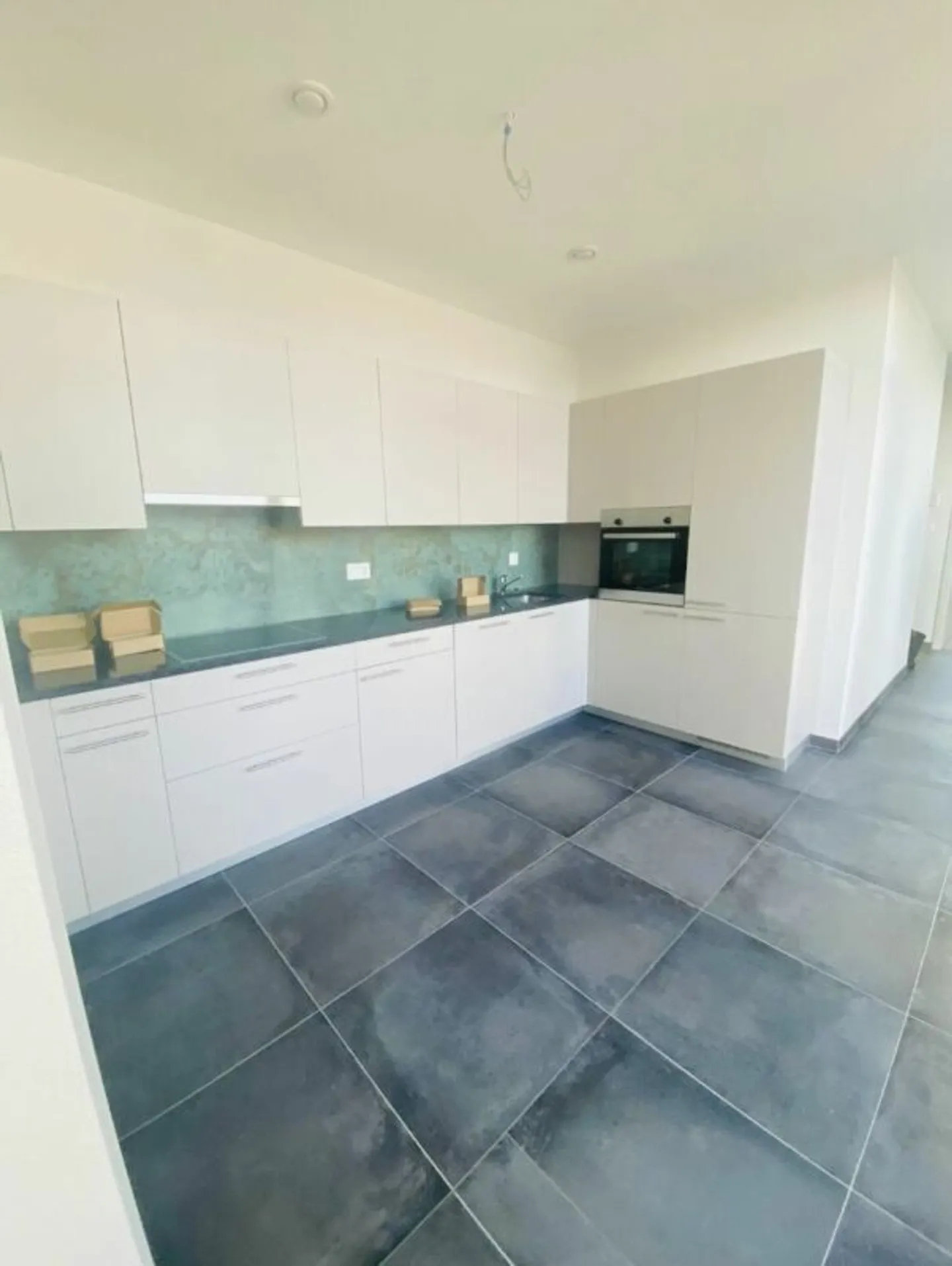 Bel appartement moderne de 3.5 pièces au 3e étage - Rue de l'Épervier 3A, Cernier - Foto 1 di 10