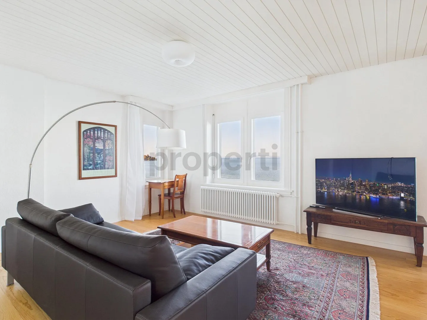 Exclusif & central : Appartement rénové de 3,5 pièces avec vue à 180° sur le lac de Constance... - Photo 4 sur 14