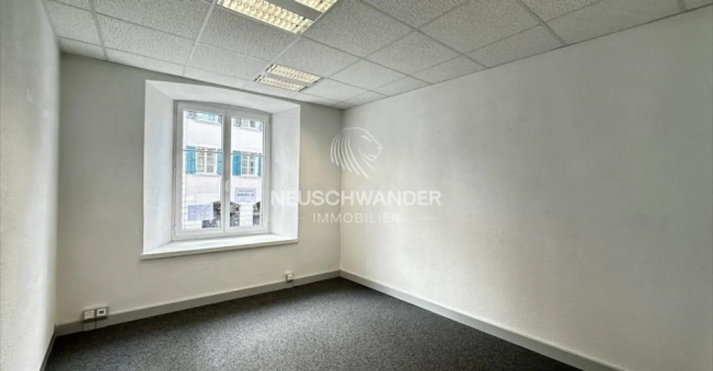 Commercial 5.5 rooms - Photo 6 of 6