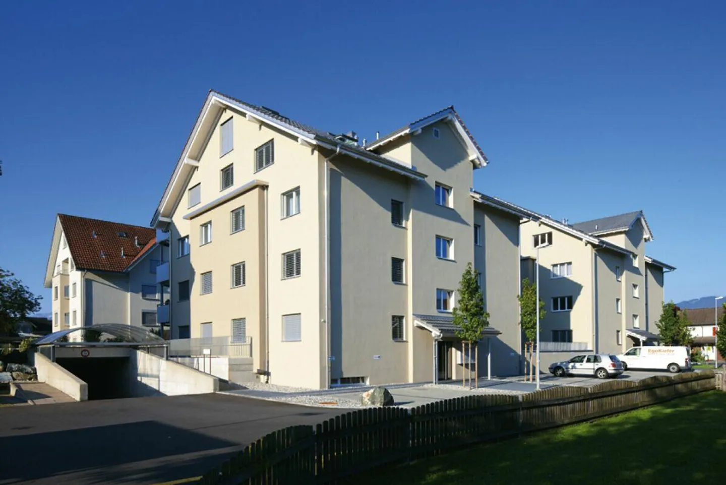 Spacious 4.5-room maisonette apartment in Diepoldsau - Photo 2 of 12