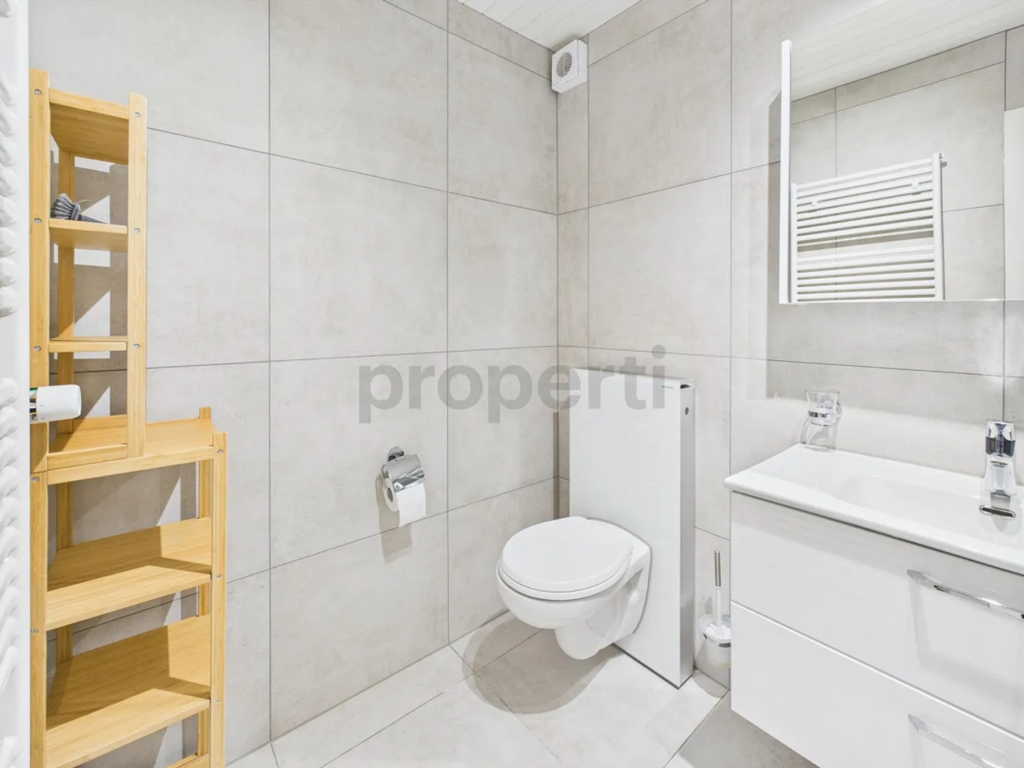 Exclusif & central : Appartement rénové de 3,5 pièces avec vue à 180° sur le lac de Constance... - Photo 12 sur 14