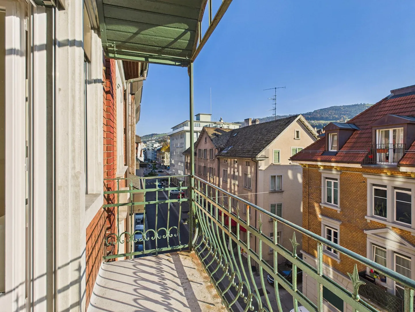 Exclusif & central : Appartement rénové de 3,5 pièces avec vue à 180° sur le lac de Constance... - Photo 13 sur 14