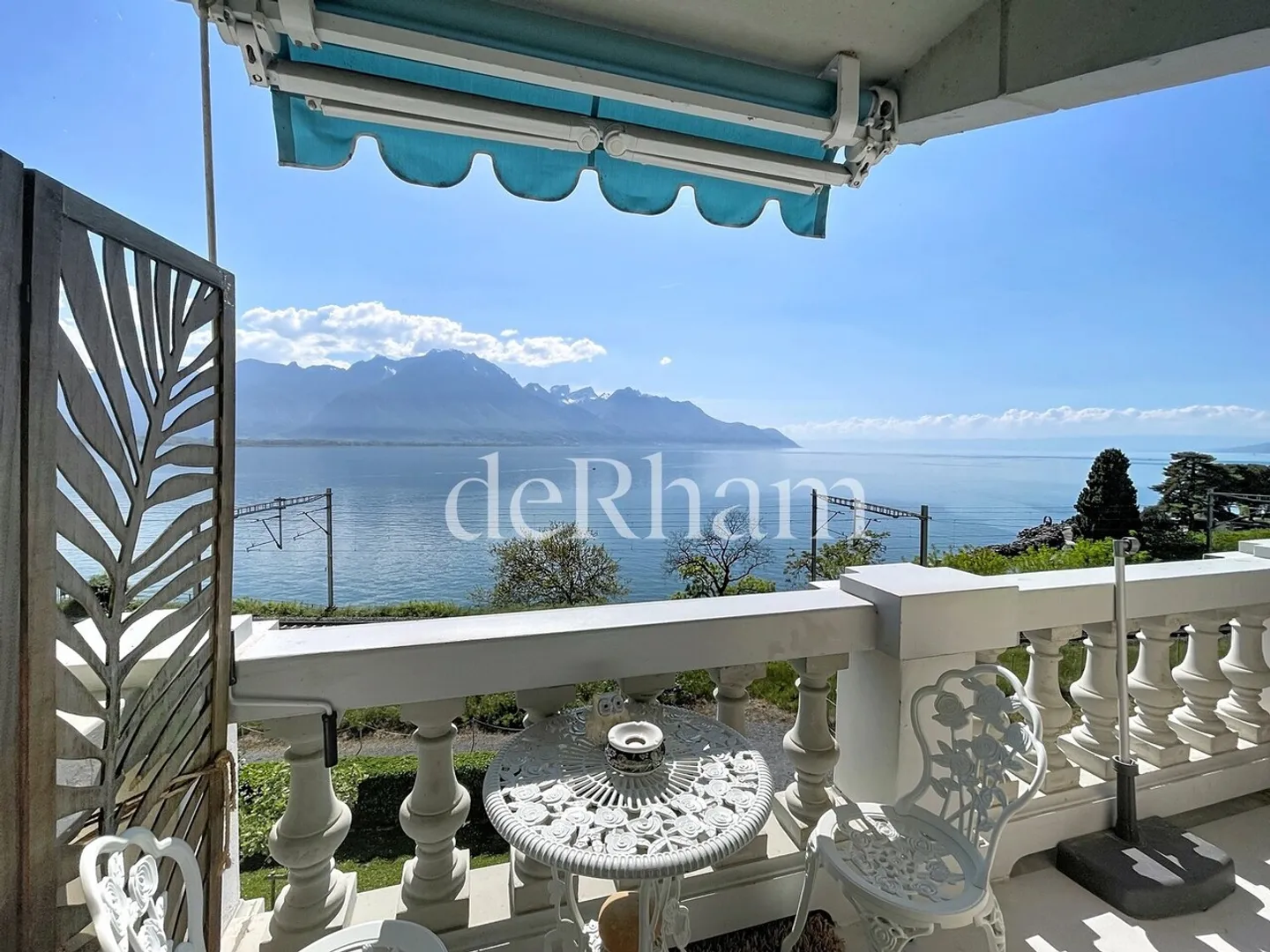 Appartement Charmant avec Vue sur le Lac - Photo 12 sur 13