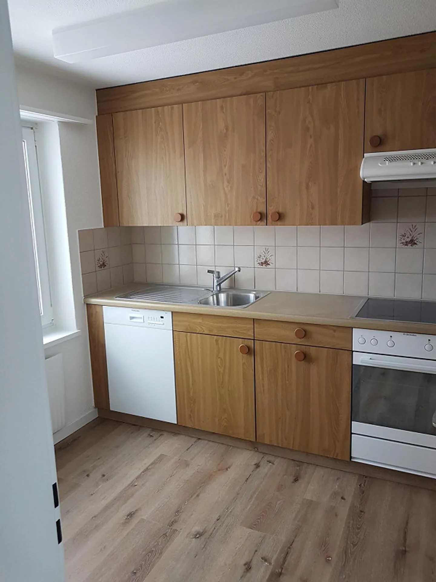 bright 4.5 room apartment with balcony - Photo 6 of 11