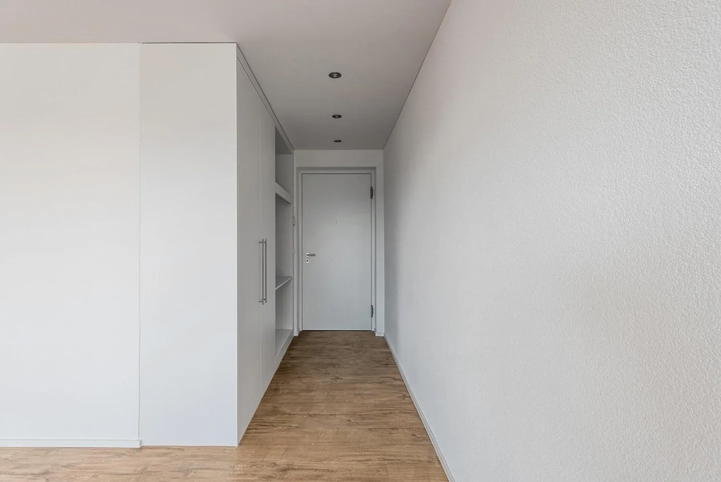 Modernes Attikawohnung mit Balkon - Foto 11 von 13