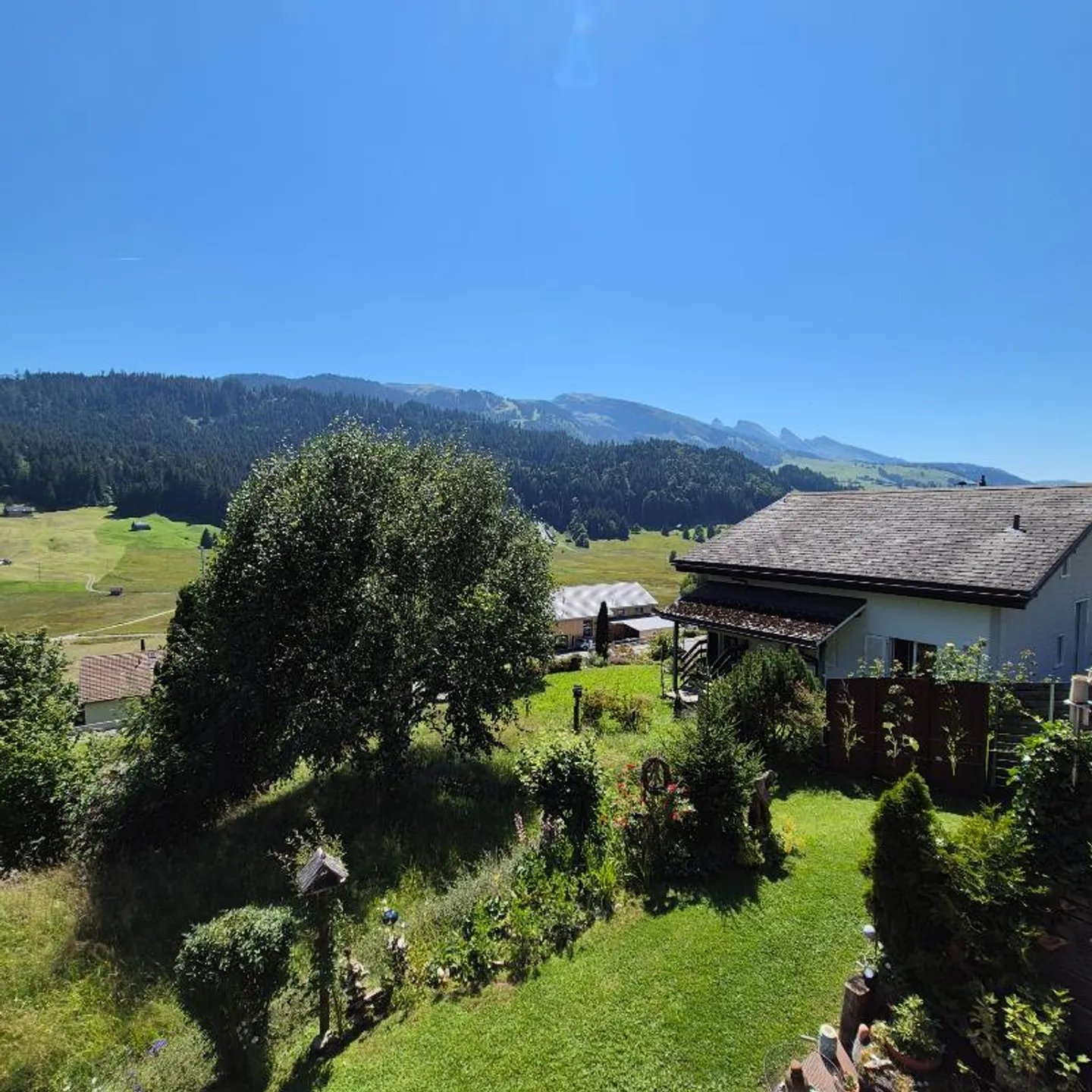 Casa singola in affitto - Foto 3 di 5