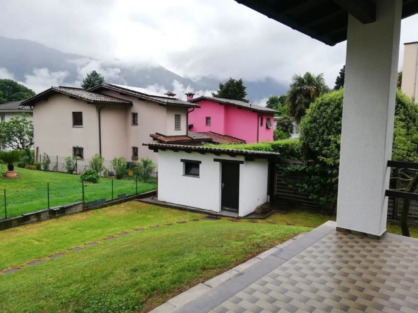 Graziosa casa unifamiliare ristrutturata - Foto 2 di 3