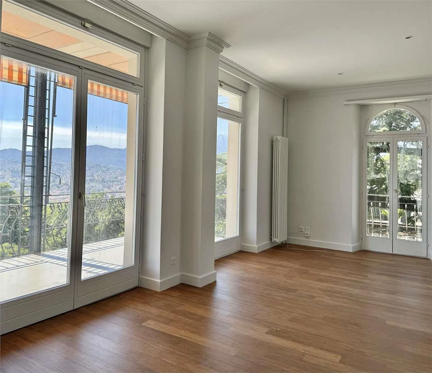 Appartement de 5,5 pièces avec vue sur le lac et piscine à Lugano Ruvigliana - Photo 3 sur 12