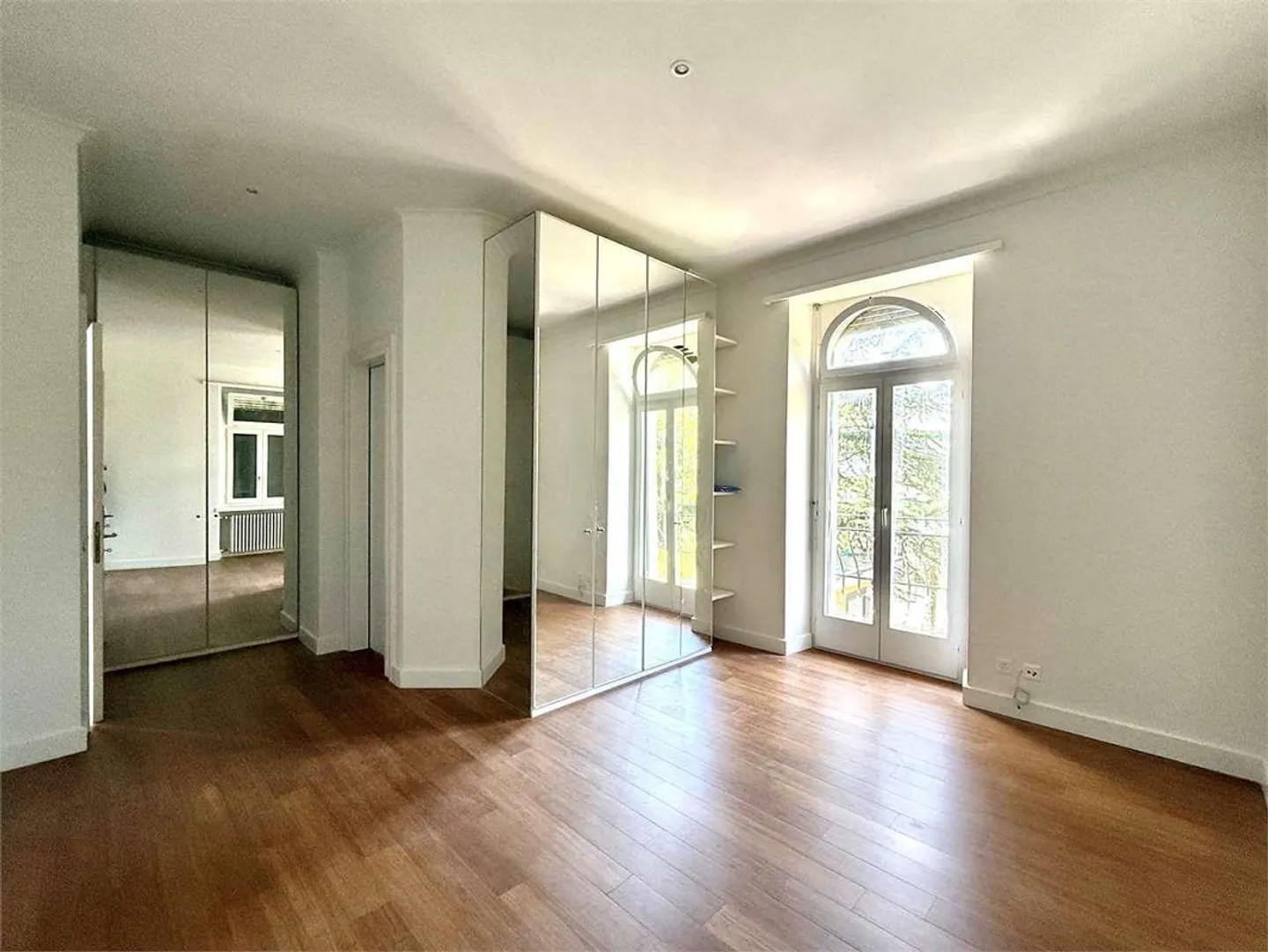 Appartement de 5,5 pièces avec vue sur le lac et piscine à Lugano Ruvigliana - Photo 8 sur 12