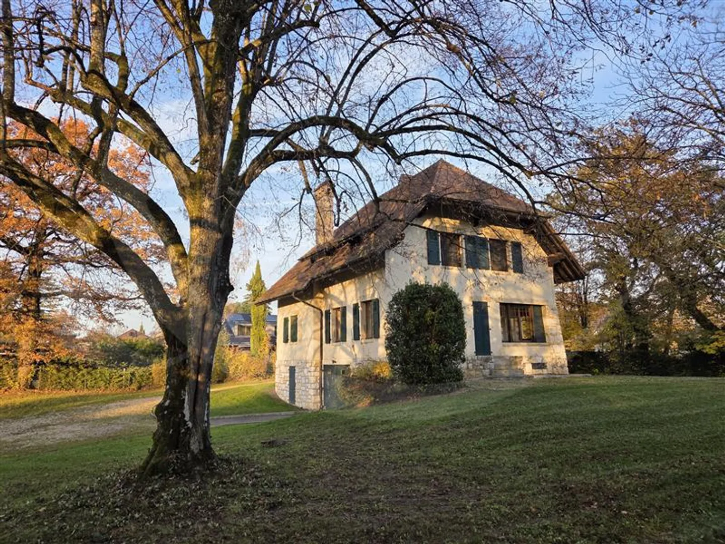 Charmantes Familienhaus mit Garten - Foto 1 von 10