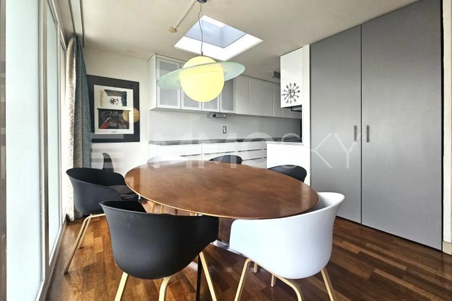 Casa elegante su più livelli - Foto 3 di 5