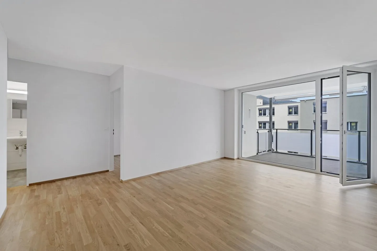 Modern apartment in the heart of Root - Photo 1 of 11