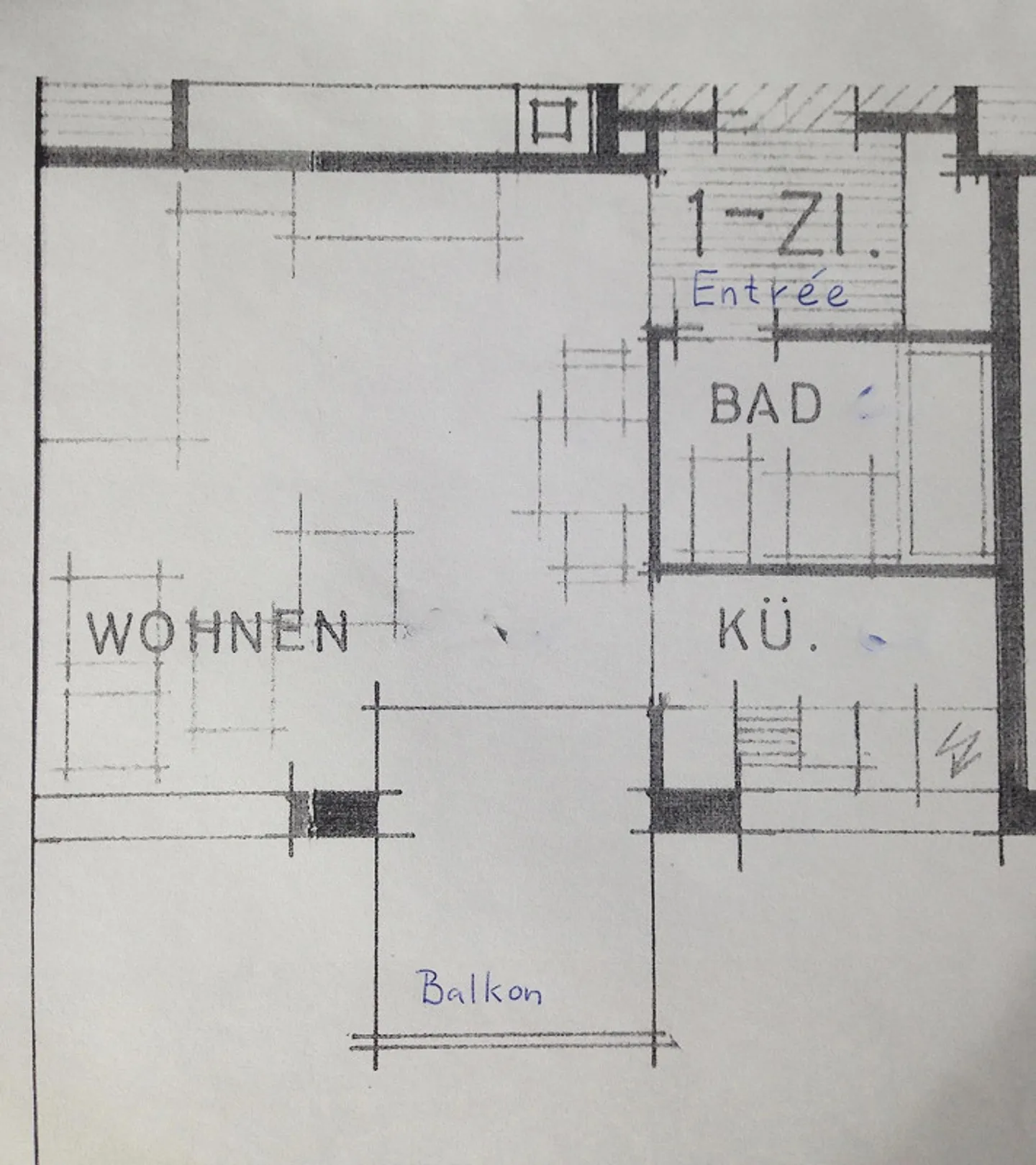 Renovated 1.5-room studio - Photo 6 of 6