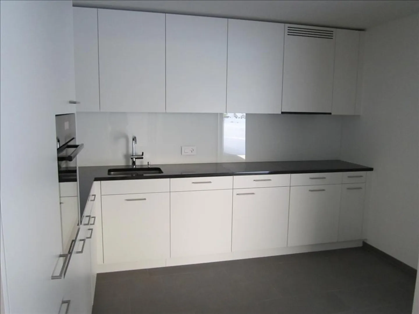 Rent without deposit - We are looking for you! - Photo 3 of 6