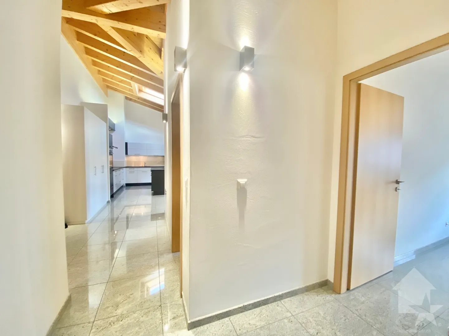 Wunderschöne Attikawohnung in Sierre - Foto 7 von 13