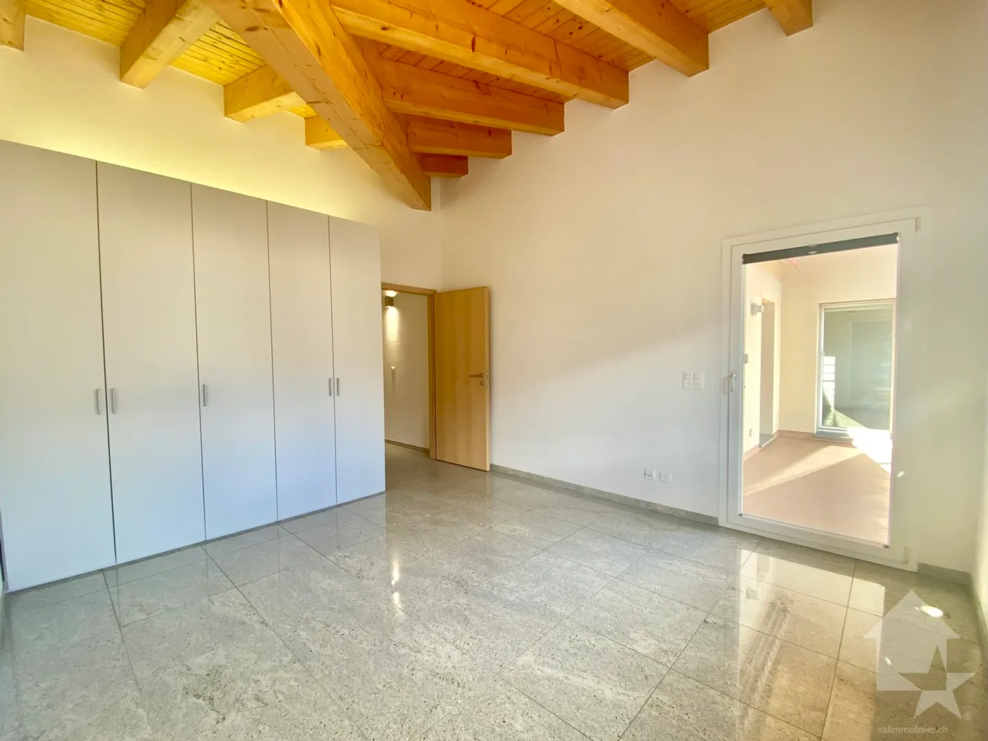 Wunderschöne Attikawohnung in Sierre - Foto 8 von 13