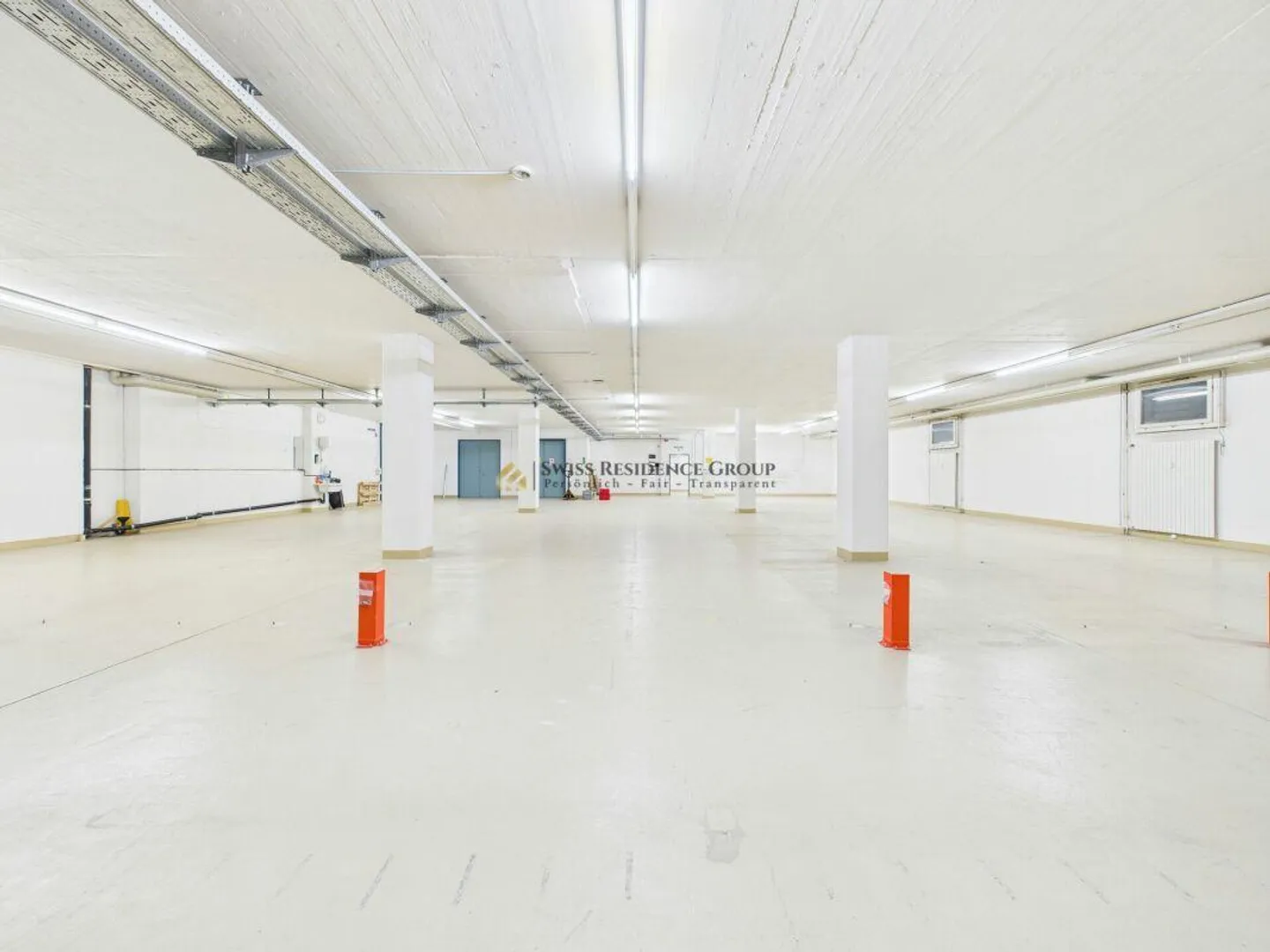 Spacious storage space in a central location in Winterthur - Photo 1 of 21