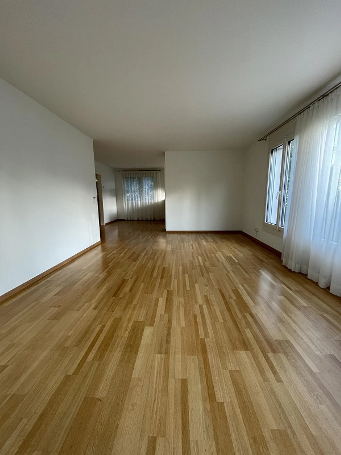 Appartamento al piano terra di 3,5 stanze con giardino privato - Foto 14 di 19