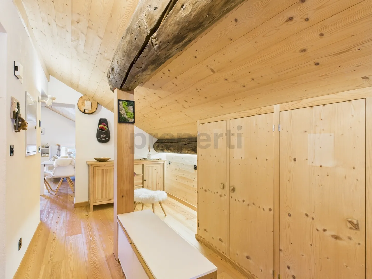 «Tradition trifft Komfort 2.5 Zimmer Zweitwohnung in Nufenen – naturverbunden und doch modern» - Foto 7 von 11