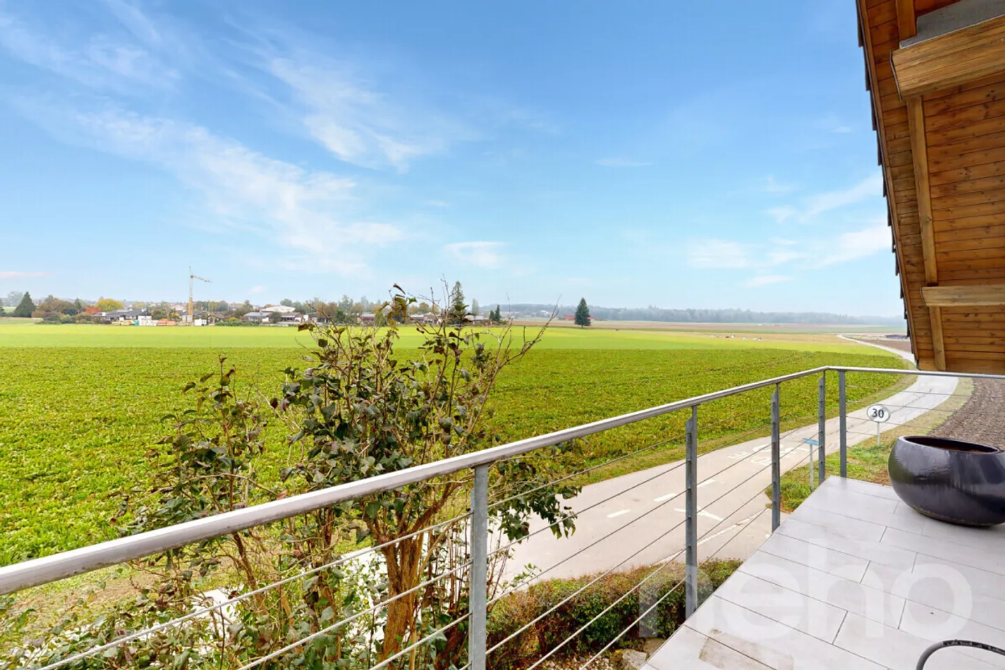 Renovated Single-Family Home with Garden &amp; Scenic View in Münchringen - Photo 4 of 12