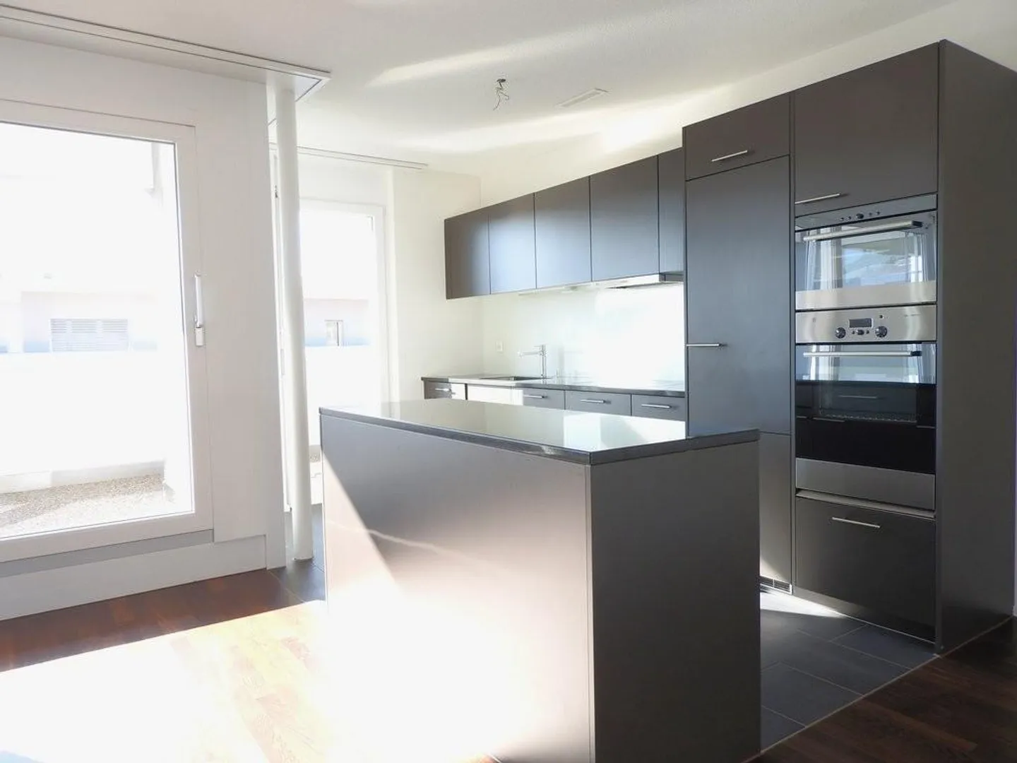 Bell'appartamento nel cuore di Gümligen! - Foto 3 di 10