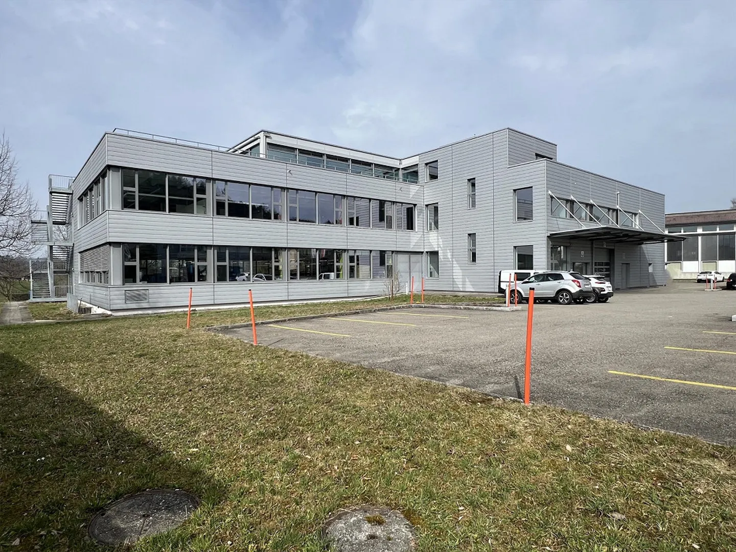 Affittasi: Spazio per idee, progetti o nuove prospettive - Foto 1 di 7