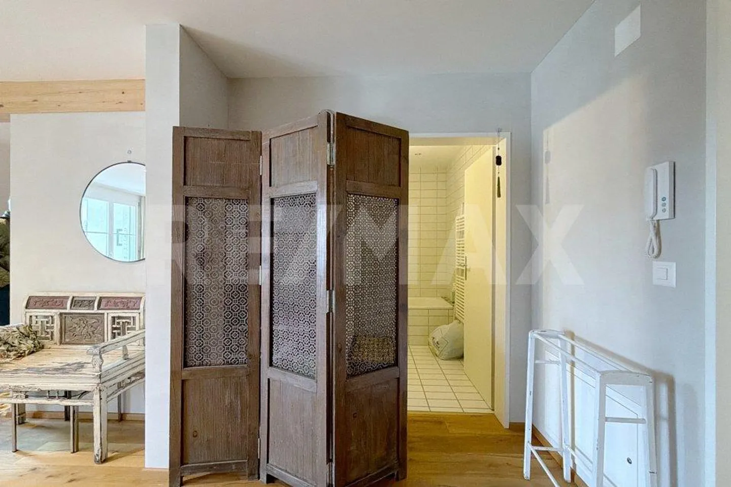 Appartamento completamente ristrutturato con vista lontana - Foto 6 di 13