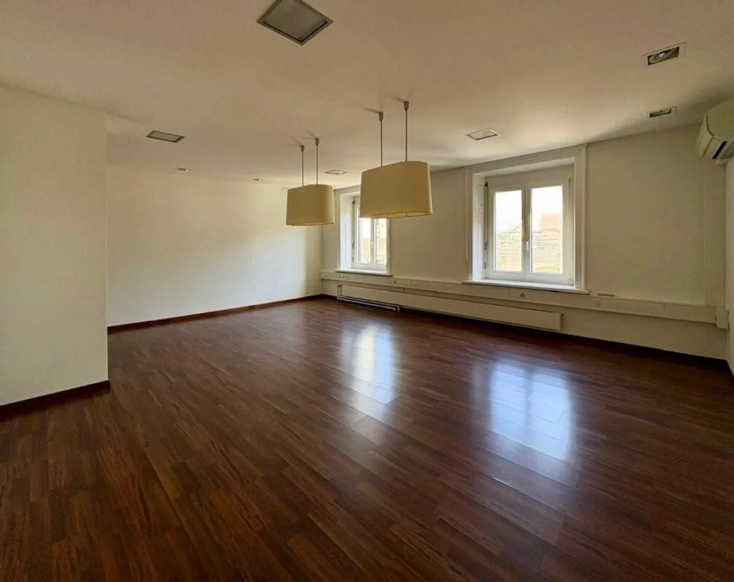 Attraktive Büroräumlichkeiten an bester Lage - Foto 2 von 5