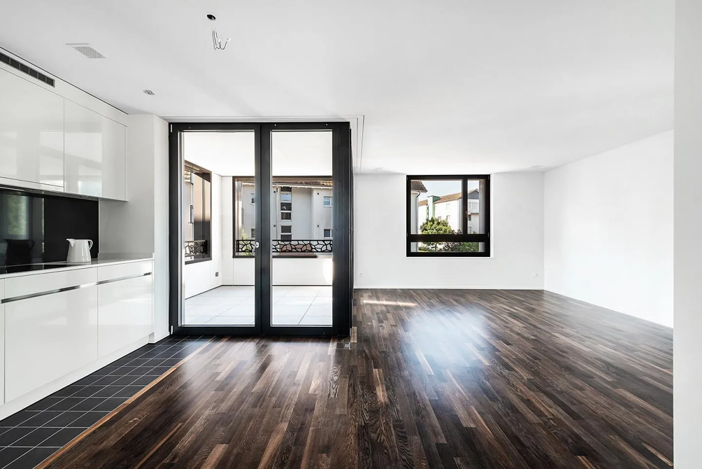 Appartement moderne et lumineux - Photo 2 sur 8