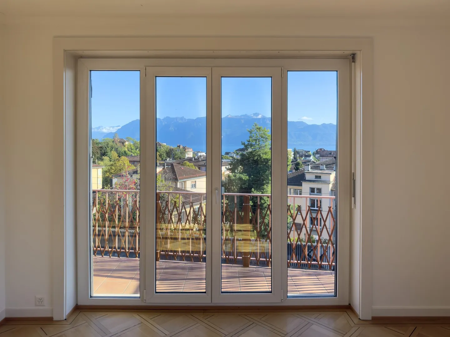 Wunderschöne 6,5 Zimmer mit Blick auf den Genfersee - Foto 8 von 13