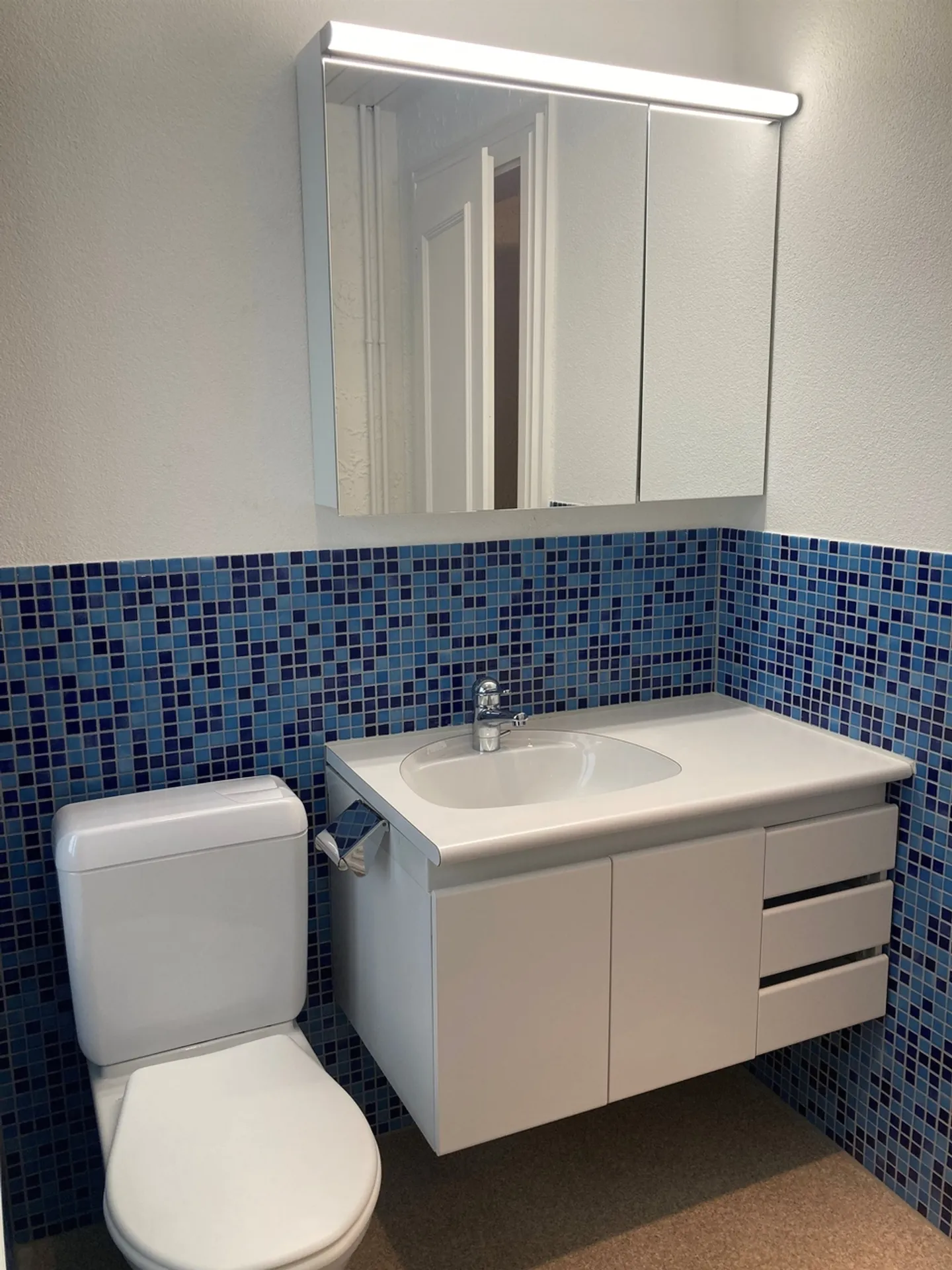 Dans une maison de 3 familles dans le quartier d'Obstberg/quartier de Schosshalden! - Photo 7 sur 8