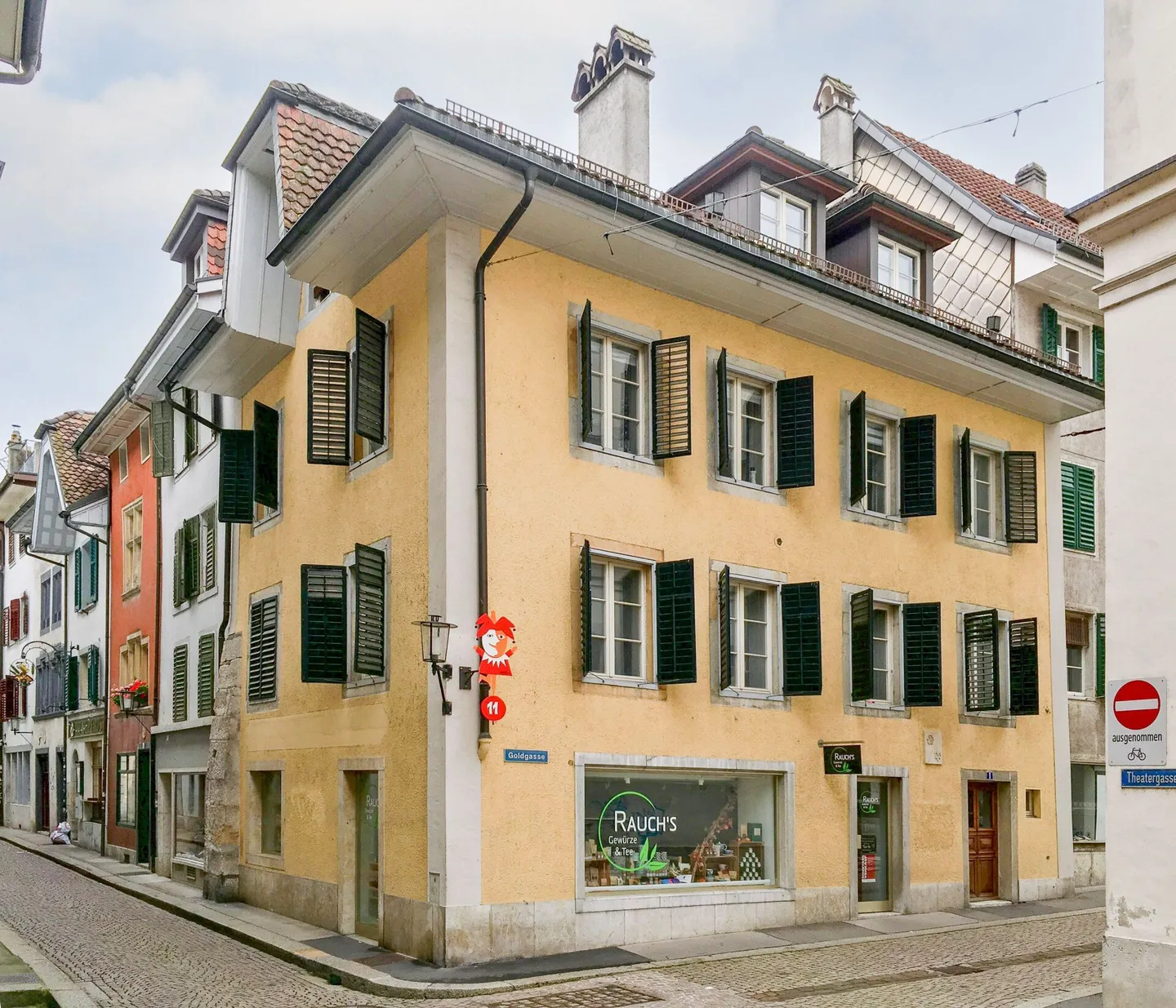 Appartement en attique original avec terrasse - Photo 14 sur 14