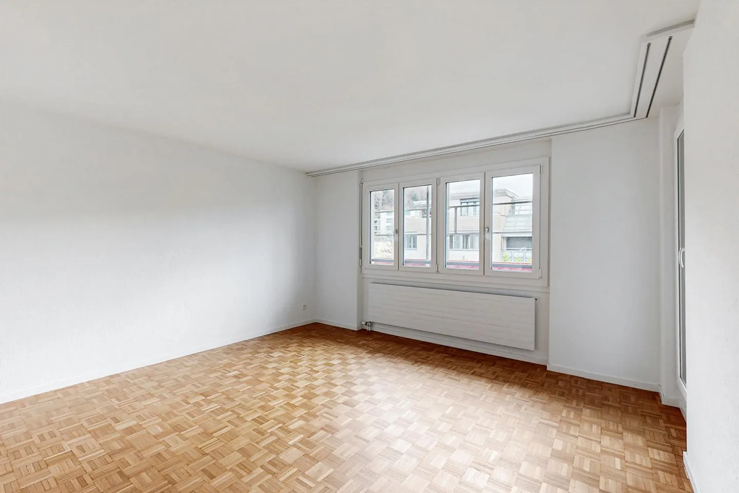Appartamento 3.5 locali in un ambiente verde - Foto 3 di 10
