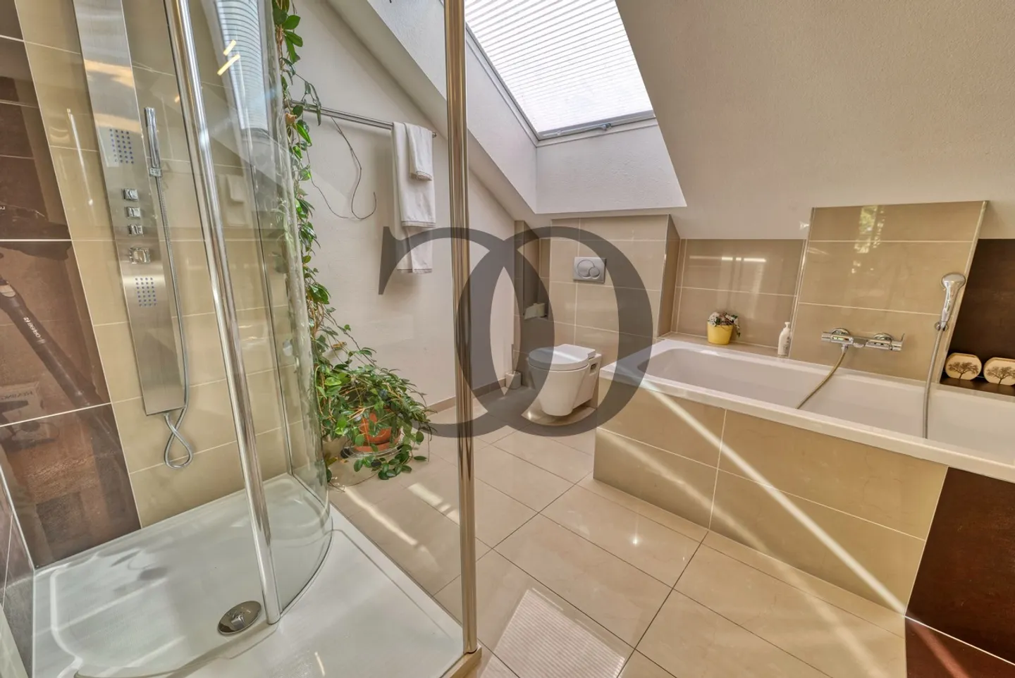 Superba proprietà familiare con piscina - Foto 10 di 15